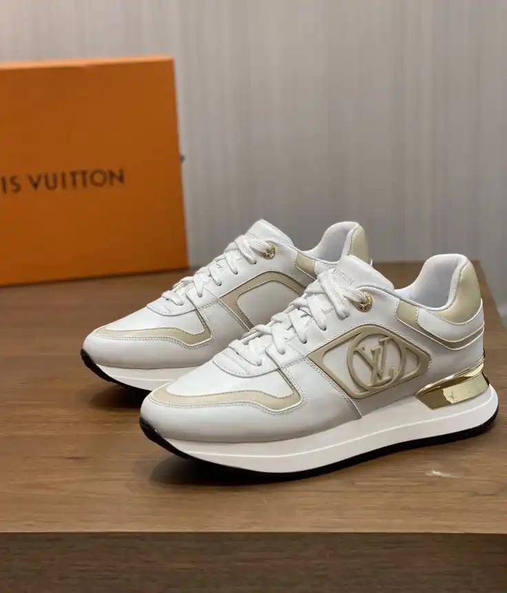 hype Louis Vuitton Sneakers