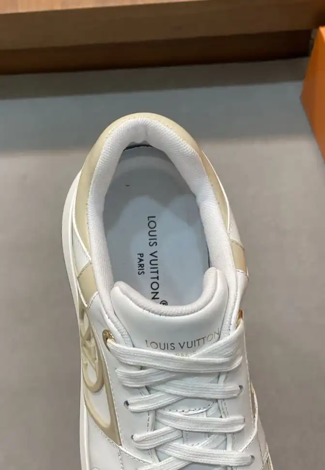 hype Louis Vuitton Sneakers