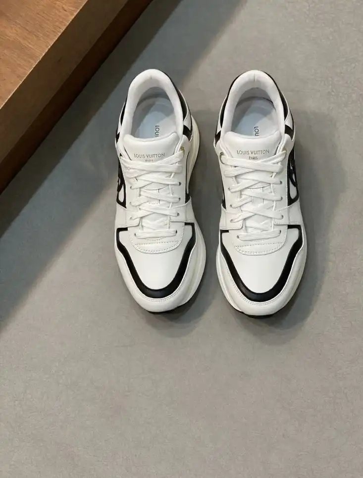 hype Louis Vuitton Sneakers