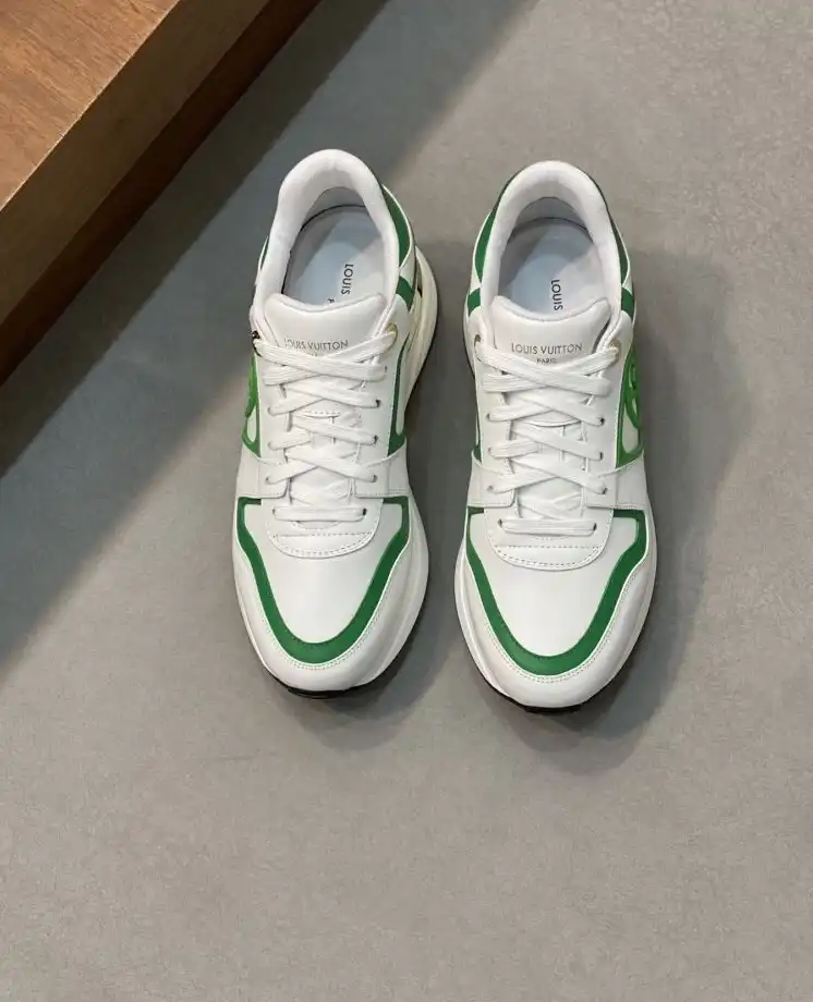 hype Louis Vuitton Sneakers