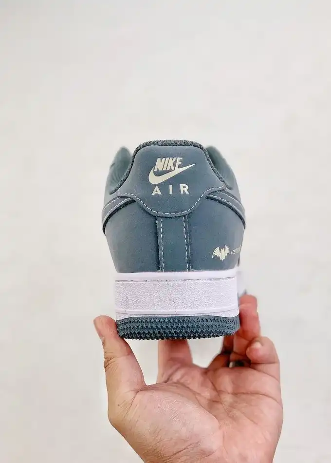 hype Nike Sneakers