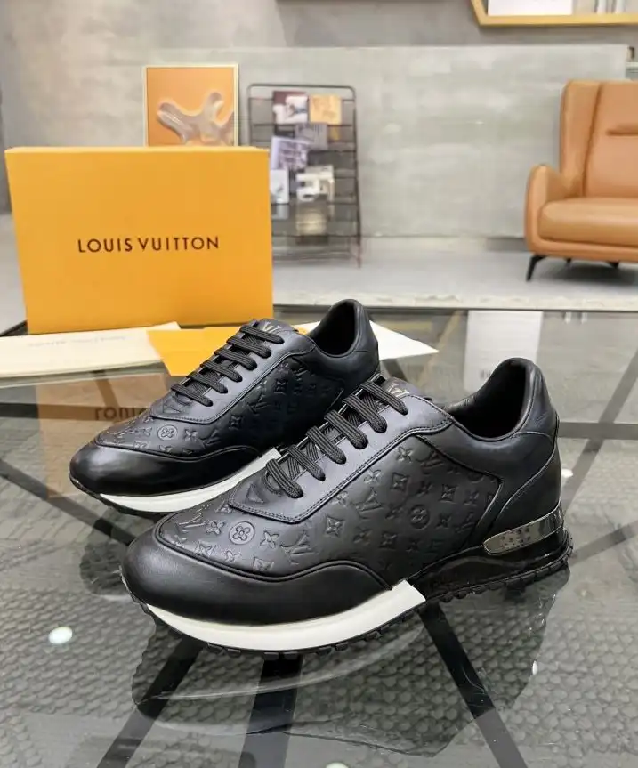 hype Louis Vuitton Sneakers