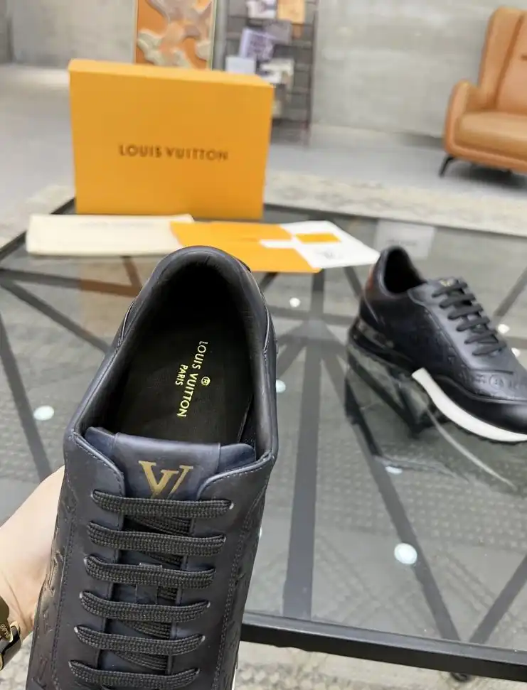 hype Louis Vuitton Sneakers