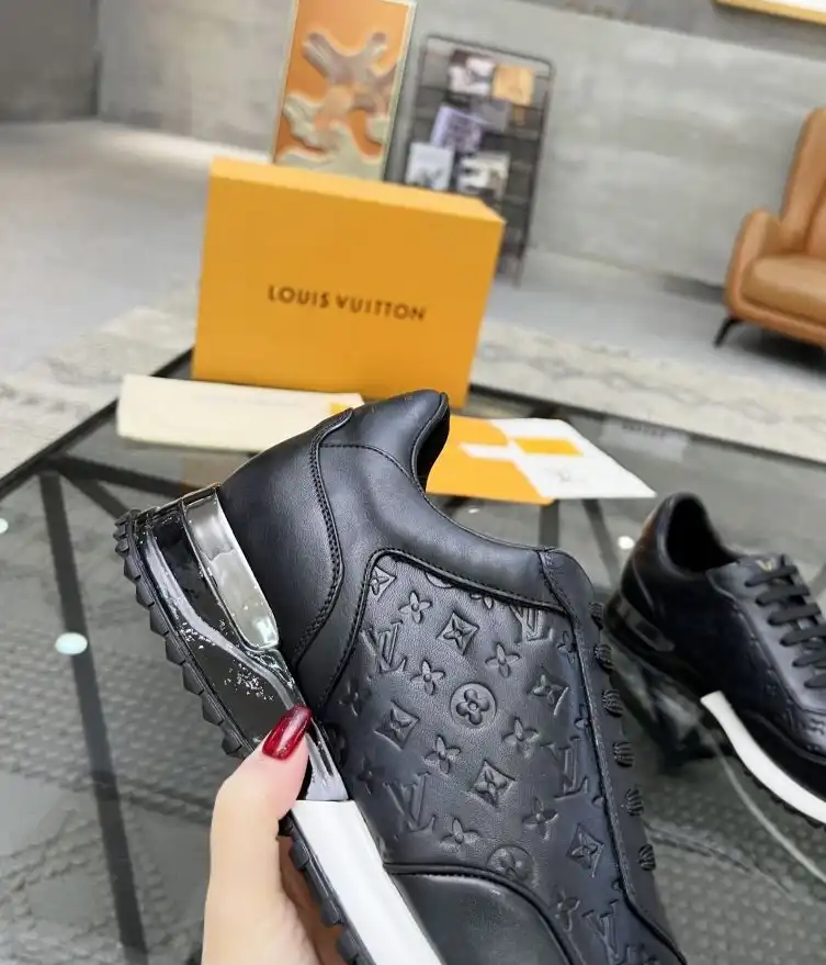 hype Louis Vuitton Sneakers