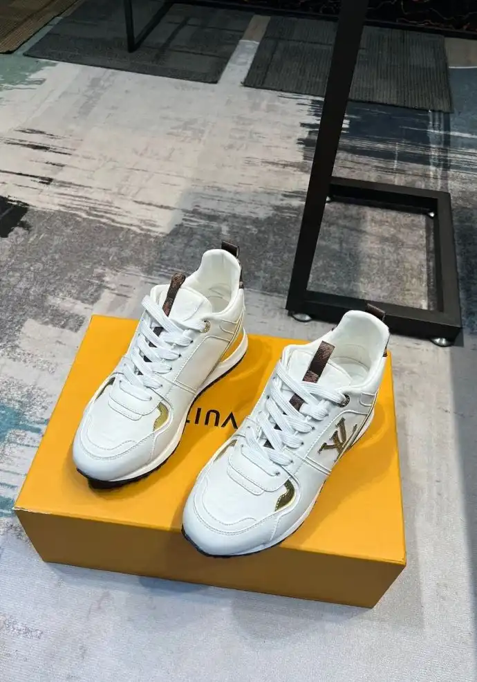 hype Louis Vuitton Sneakers