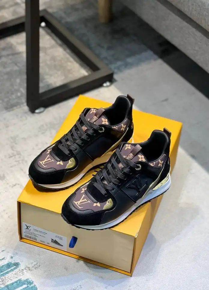 hype Louis Vuitton Sneakers