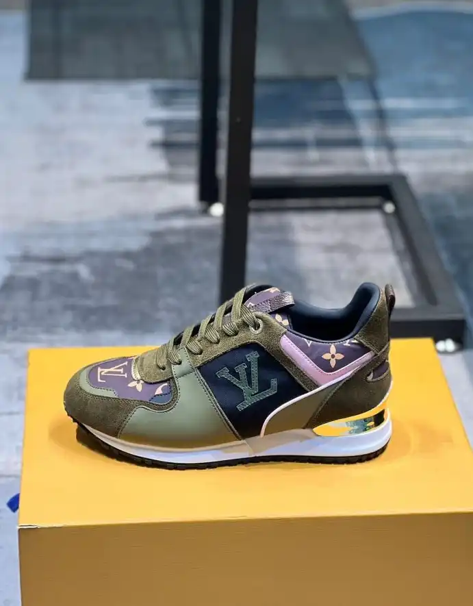 hype Louis Vuitton Sneakers