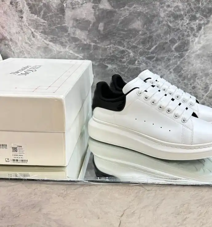 hype Moncler Sneakers