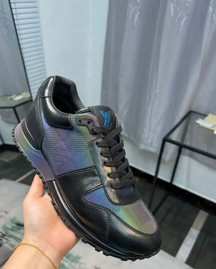 hype Louis Vuitton Sneakers