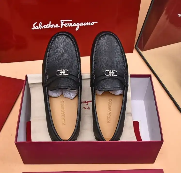 hype Ferragamo Leather Shoes