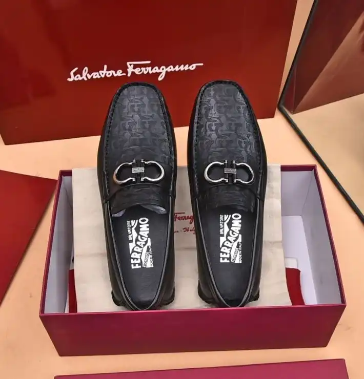 hype Ferragamo Leather Shoes