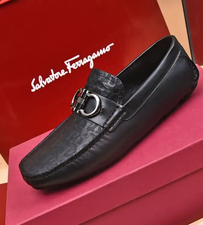 hype Ferragamo Leather Shoes