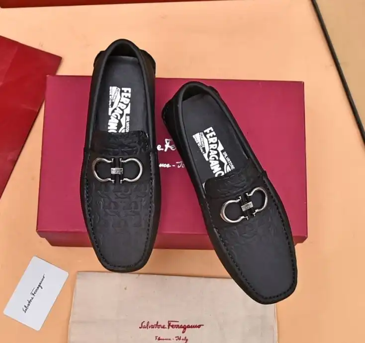 hype Ferragamo Leather Shoes