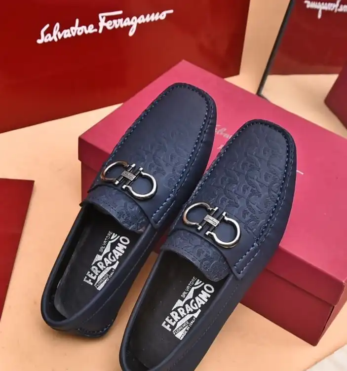 hype Ferragamo Leather Shoes