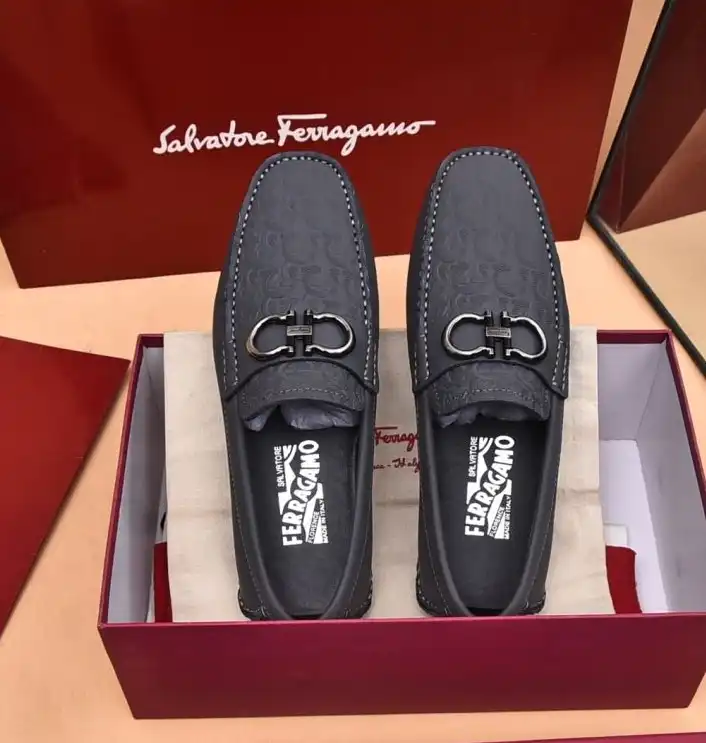 hype Ferragamo Leather Shoes