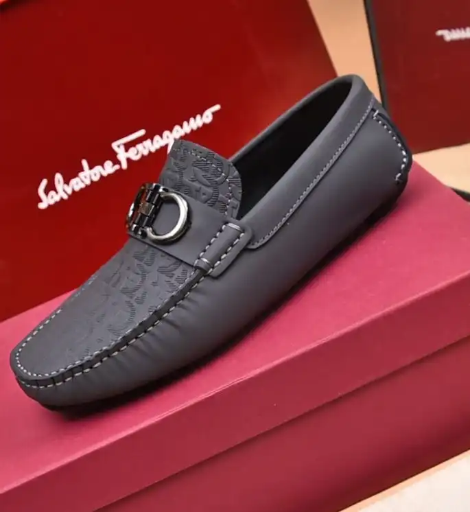 hype Ferragamo Leather Shoes