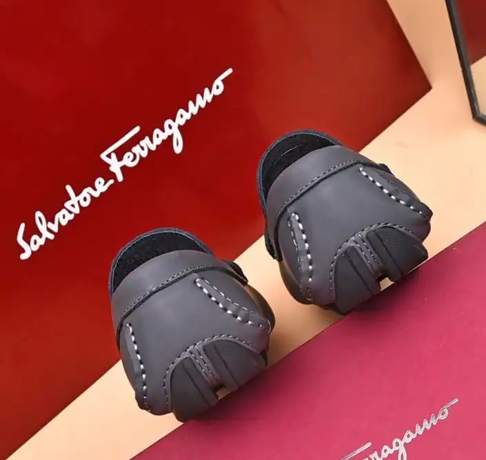 hype Ferragamo Leather Shoes