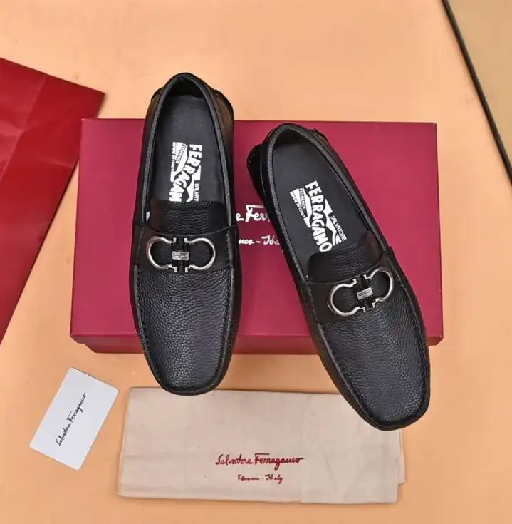 hype Ferragamo Leather Shoes