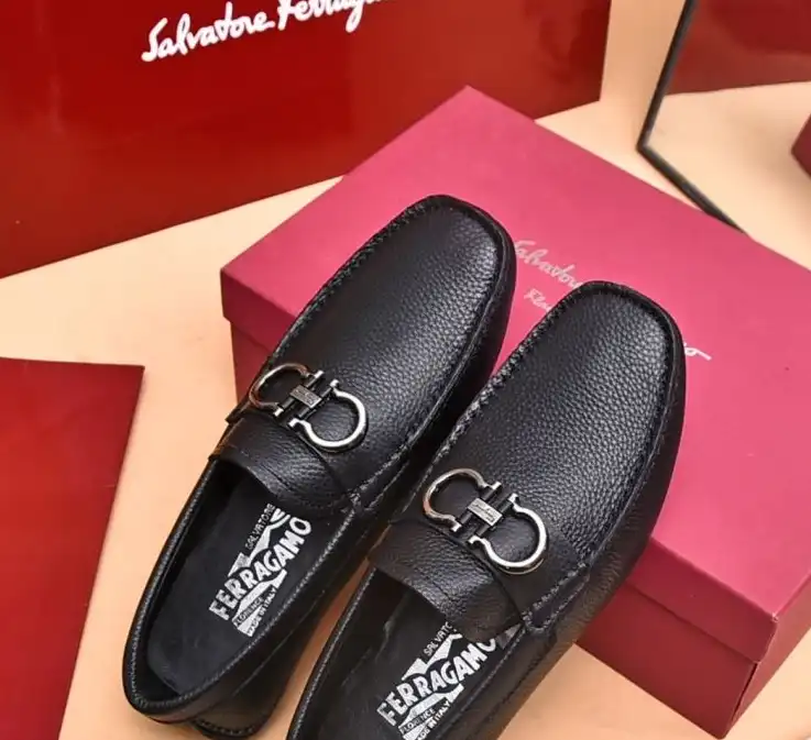 hype Ferragamo Leather Shoes