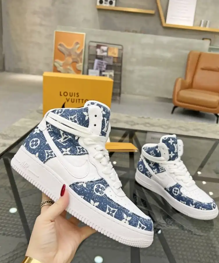 hype Louis Vuitton Sneakers