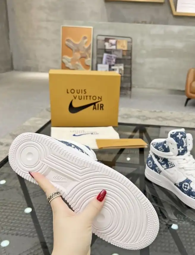 hype Louis Vuitton Sneakers