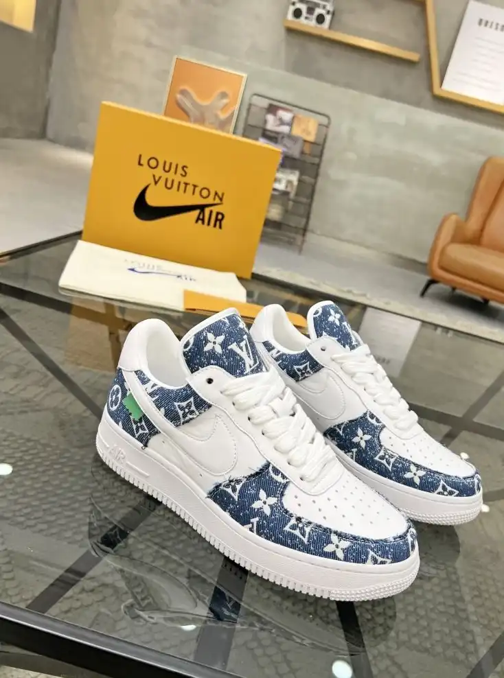 hype Louis Vuitton Sneakers