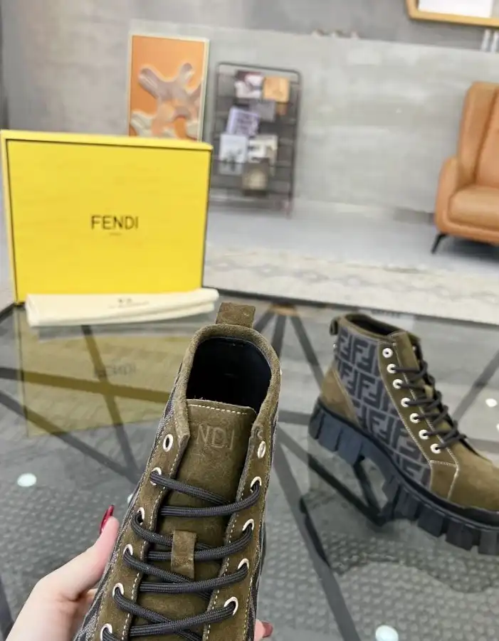 hype Fendi Sneakers