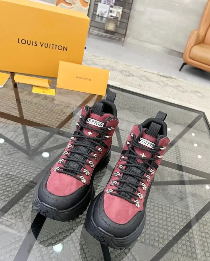 hype Louis Vuitton Sneakers