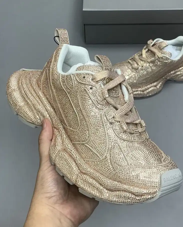 hype Balenciaga Sneakers