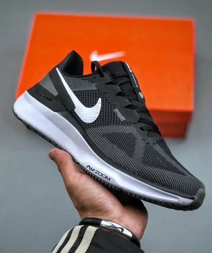 hype Nike Sneakers