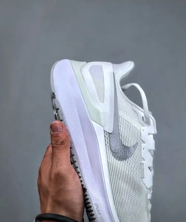 hype Nike Sneakers