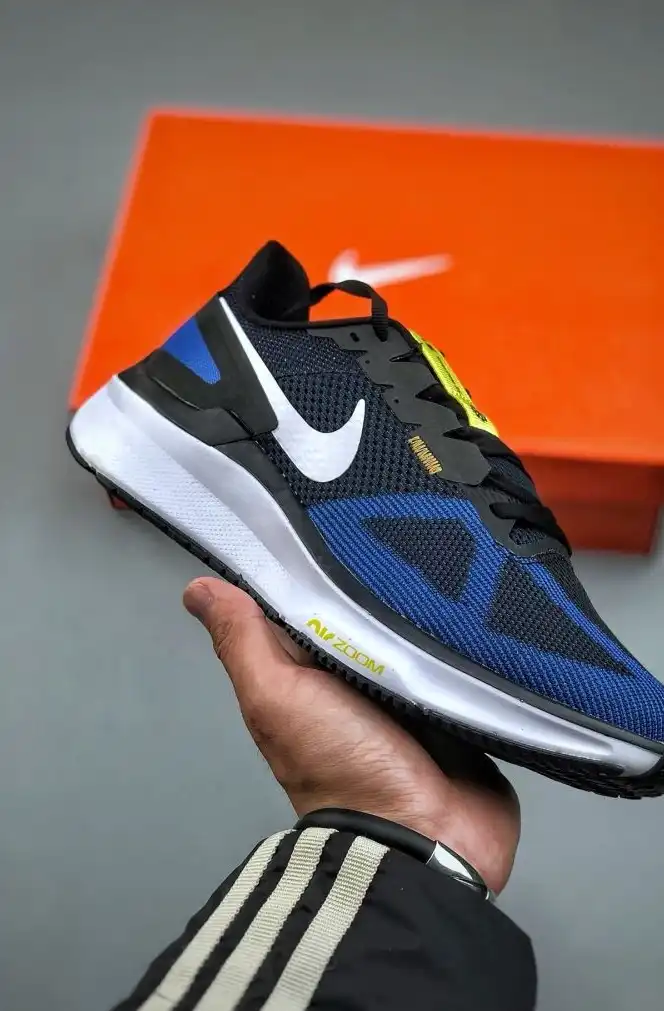 hype Nike Sneakers