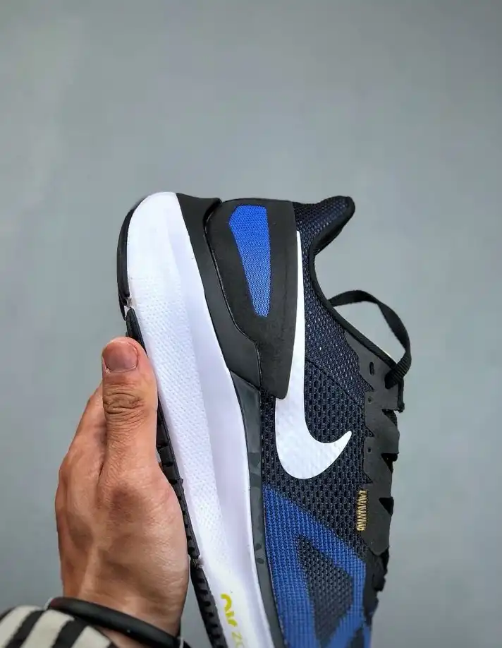 hype Nike Sneakers