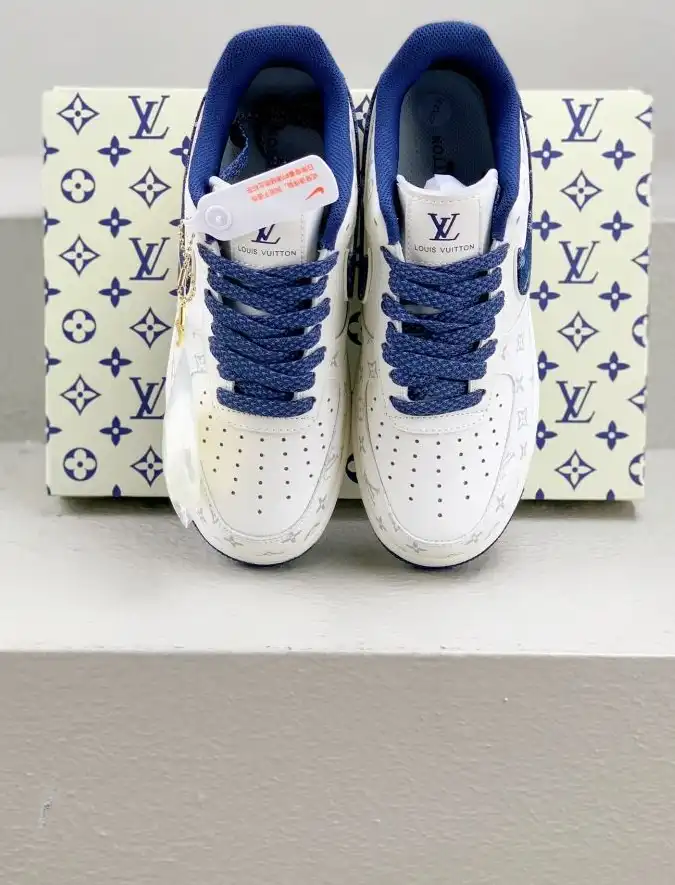 hype Louis Vuitton Sneakers