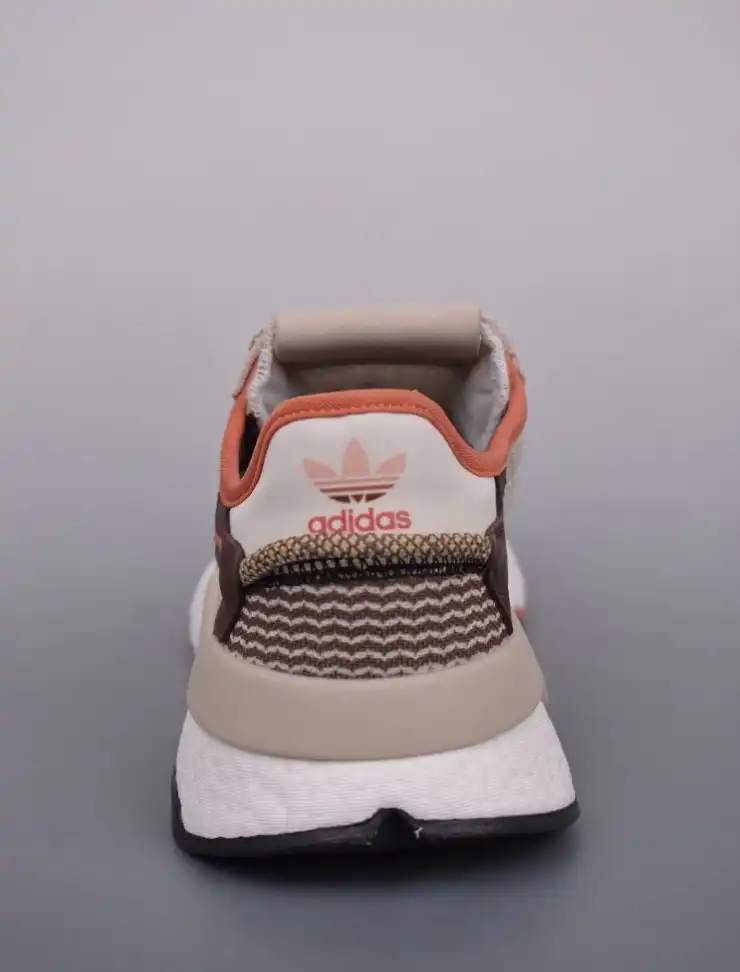 hype Adidas Sneakers