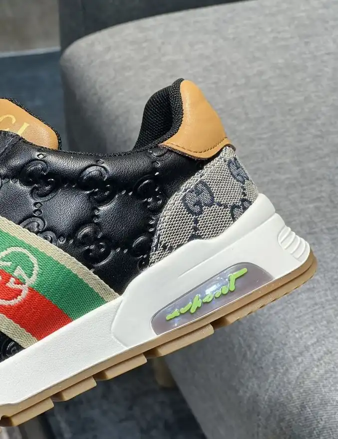 hype Gucci Sneakers