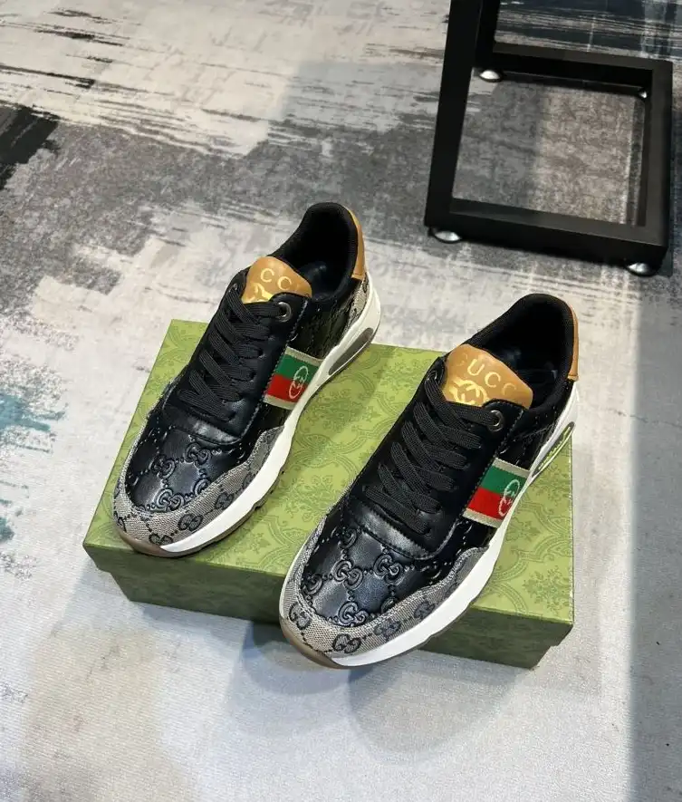 hype Gucci Sneakers