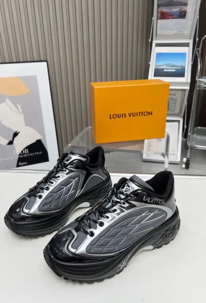 hype Louis Vuitton Sneakers