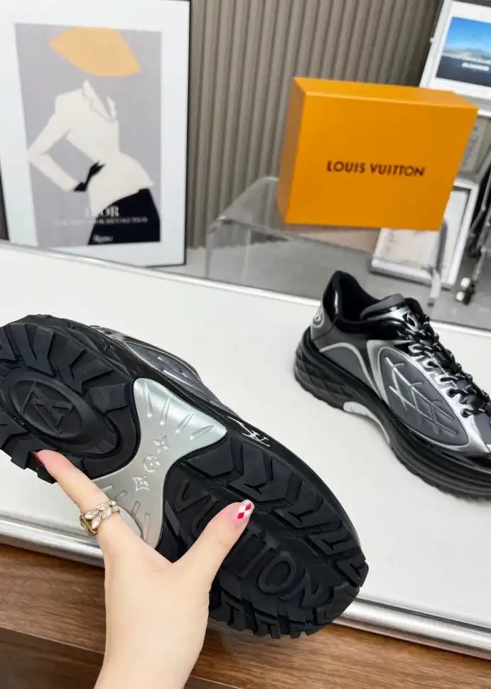 hype Louis Vuitton Sneakers