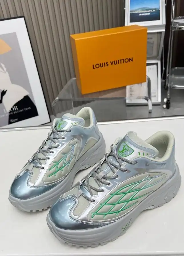 hype Louis Vuitton Sneakers