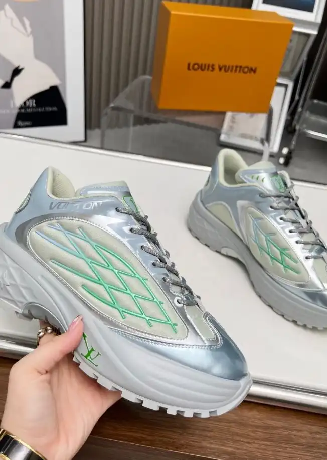 hype Louis Vuitton Sneakers