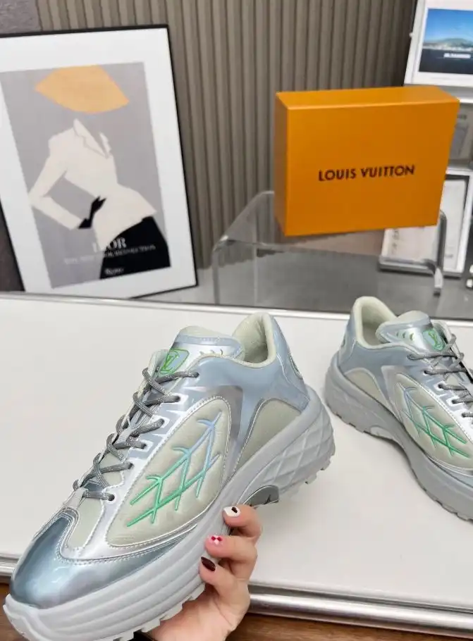 hype Louis Vuitton Sneakers