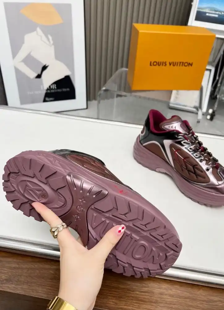 hype Louis Vuitton Sneakers