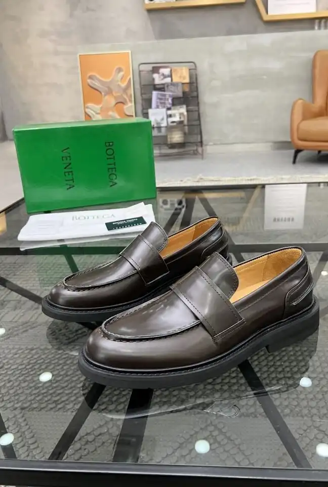 hype Bottega Veneta Leather Shoes