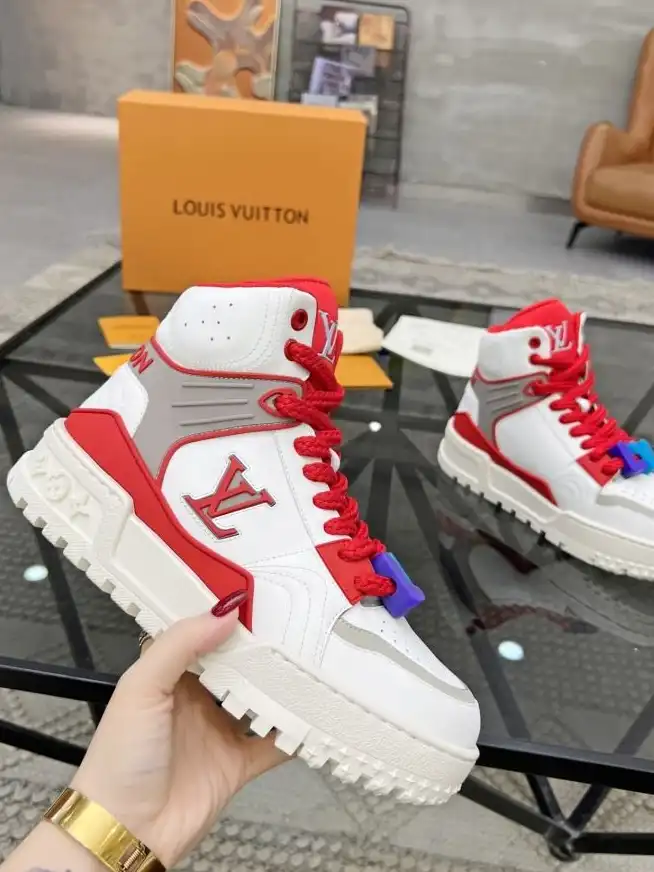 hype Louis Vuitton Sneakers