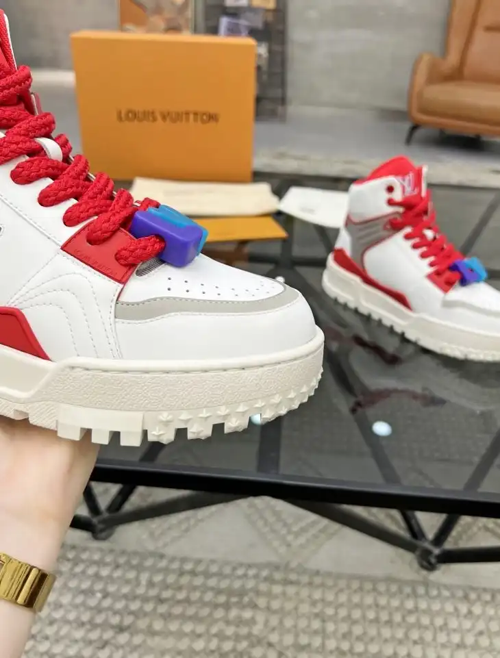 hype Louis Vuitton Sneakers