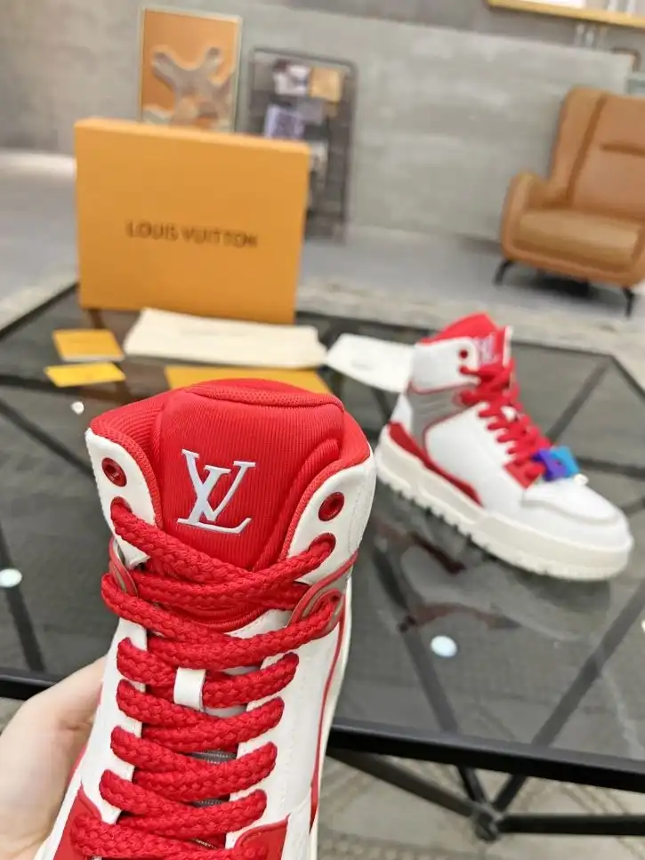 hype Louis Vuitton Sneakers