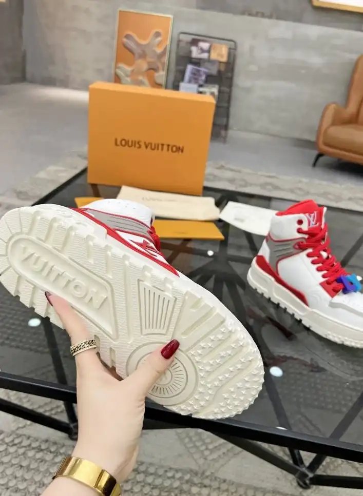 hype Louis Vuitton Sneakers