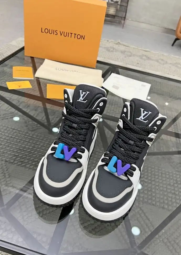 hype Louis Vuitton Sneakers