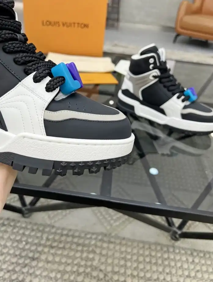 hype Louis Vuitton Sneakers